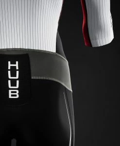 Women's Anemoi Aero Tri Suit - Women's 11 Women's Anemoi Aero Tri Suit - Women's -Triathlon shop HUUB Anemoi Aero Suit Detail 01 394f9832 b0a9 4071 9341 204978703eca